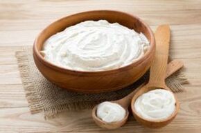 Crème sure pour renforcer la puissance des hommes